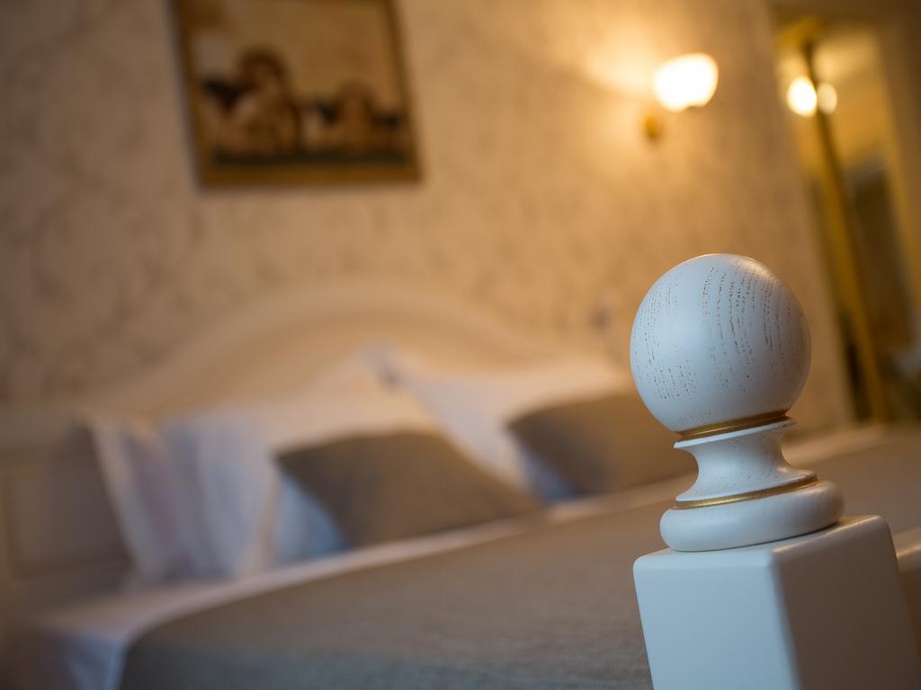 סומי Luxury Apartments With Jacuzzi מראה חיצוני תמונה